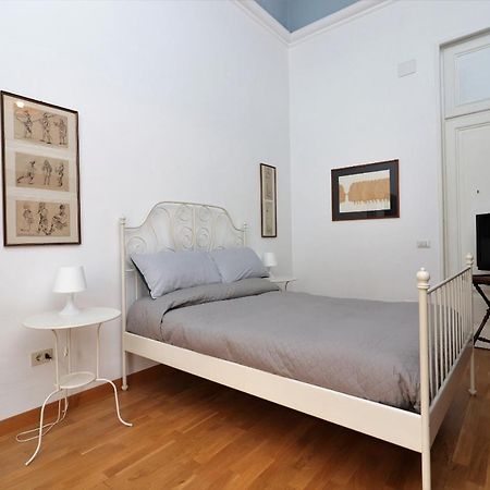 Trevi Suite B&B โรม ภายนอก รูปภาพ