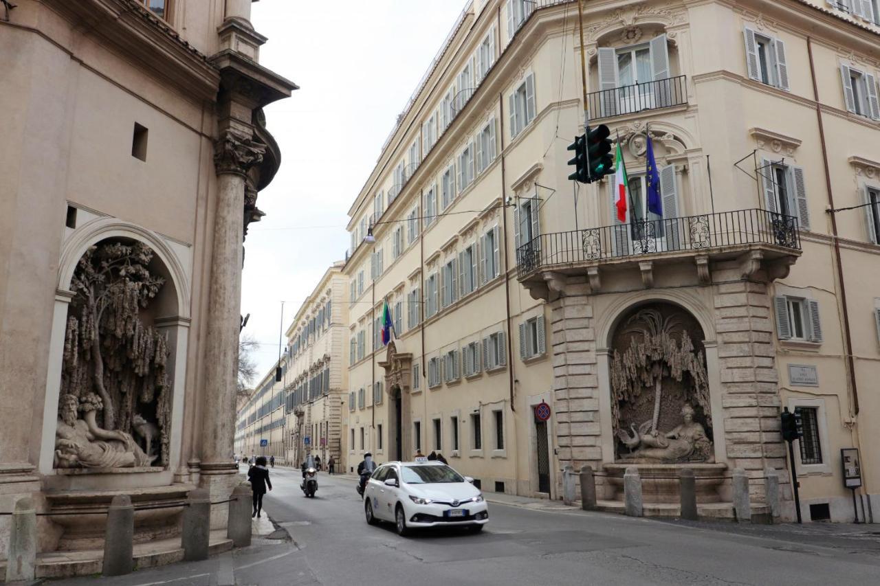 Trevi Suite B&B โรม ภายนอก รูปภาพ