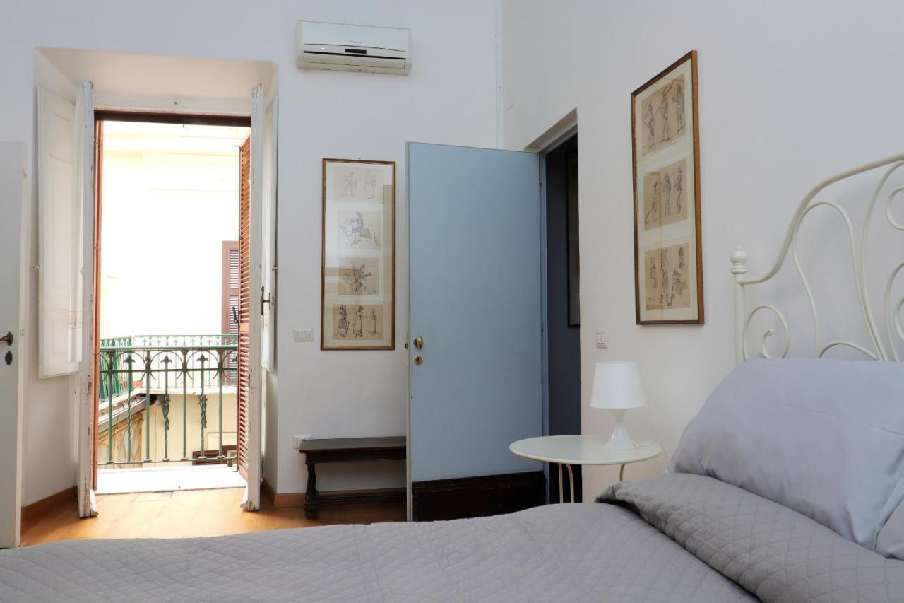 Trevi Suite B&B โรม ภายนอก รูปภาพ
