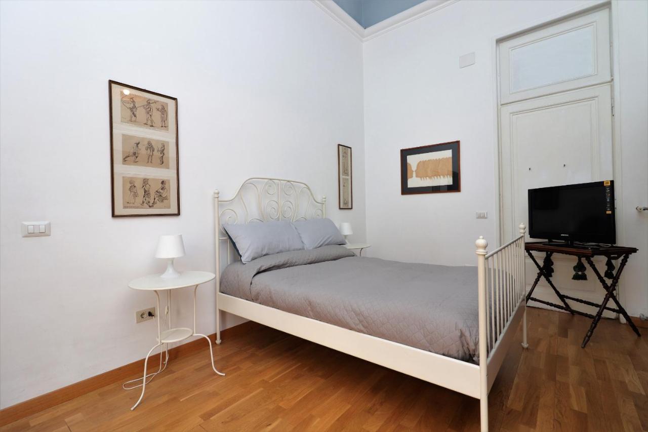 Trevi Suite B&B โรม ภายนอก รูปภาพ